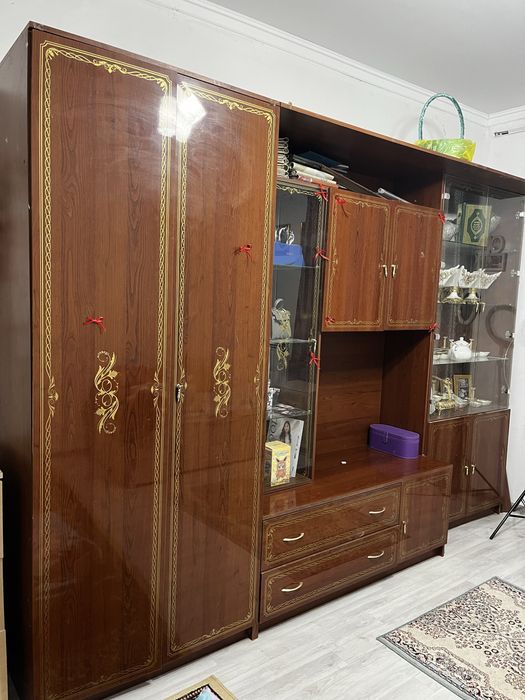 Гарнитура,шкаф гостиной.                 .