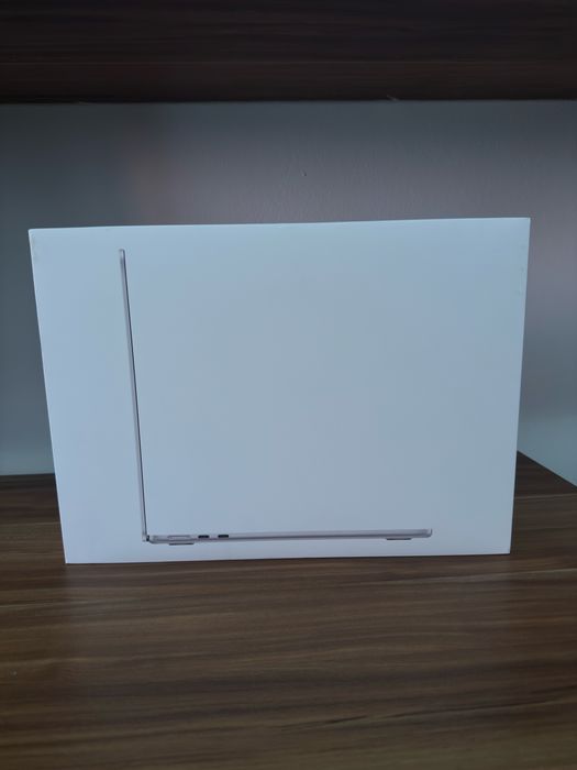 Laptop APPLE MacBook Air 13 Apple M4 13.6" Retina Display, 16GB, SSD 256GB, 8-core GPU, macOS Sequoia / NOU