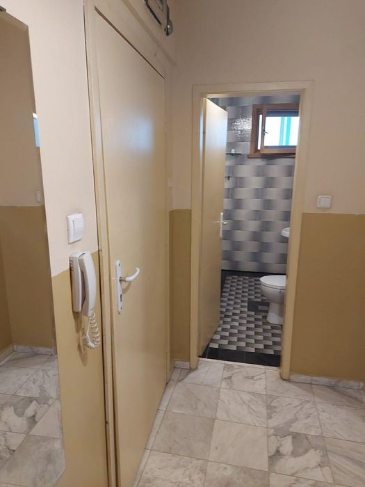 Дава се под наем Офис в София, Оборище - 146 кв.м за 1076.1 € - Снимка #16