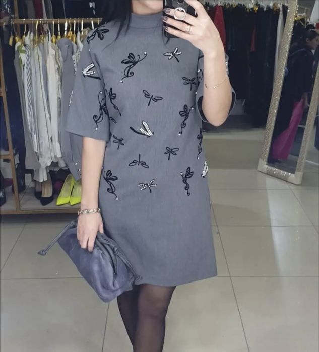 Платье с ручной вышивкой и пиджак платье