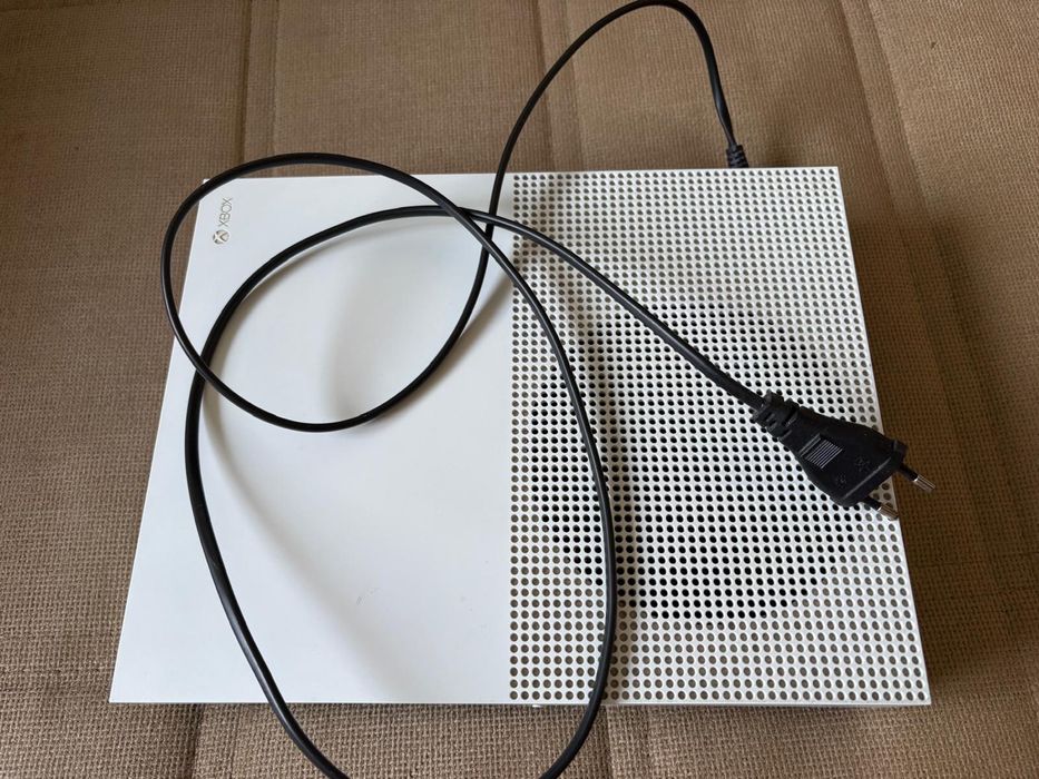 X box one s  1Terra