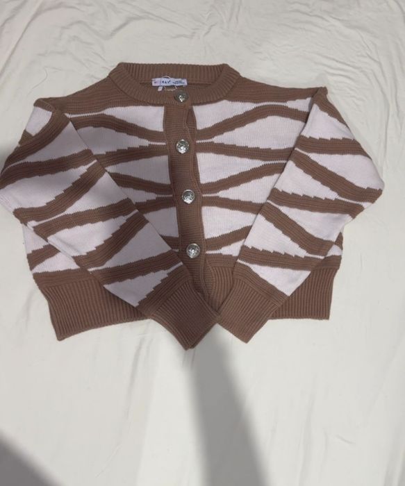 Продам кофточки новые