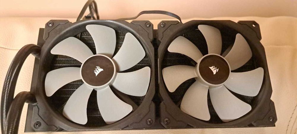 Cooler CPU Corsair Hydro Series H115i PRO RGB