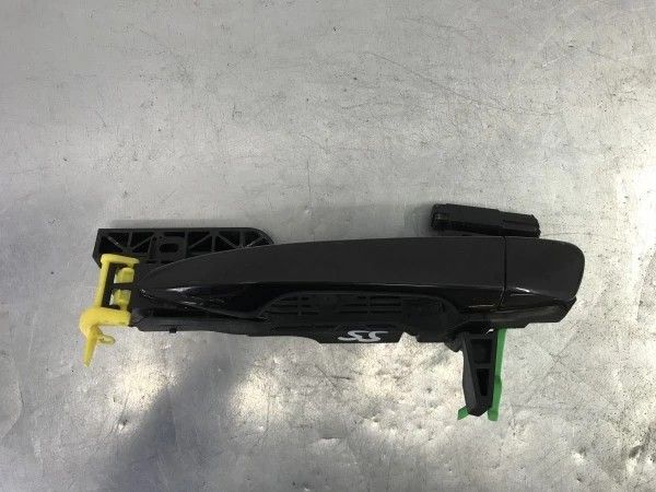 Maner usa stanga spate Lexus CT 200h 2012 cod 6922076010C0