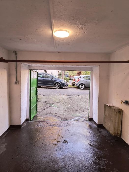 Închiriez garaj sub bloc  zona Modern -Telegrafului