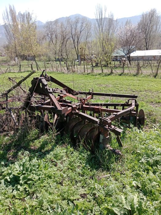 Продам МТЗ 82 со всем навесным