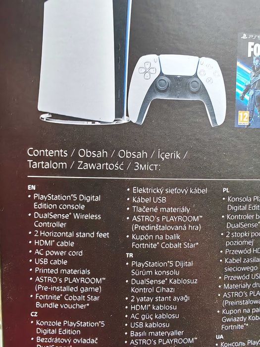 Consola PlayStation 5 Digital Edition (PS5) Slim, 825GB SSD, E-Chassis, Fortnite Flowering Chaos Bundle