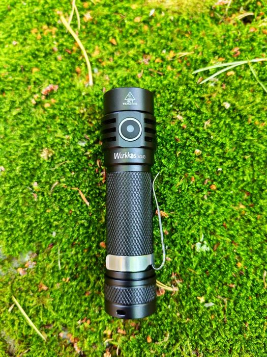 Компактен и мощен LED фенер Wurkkos WK03 (1800 lm)