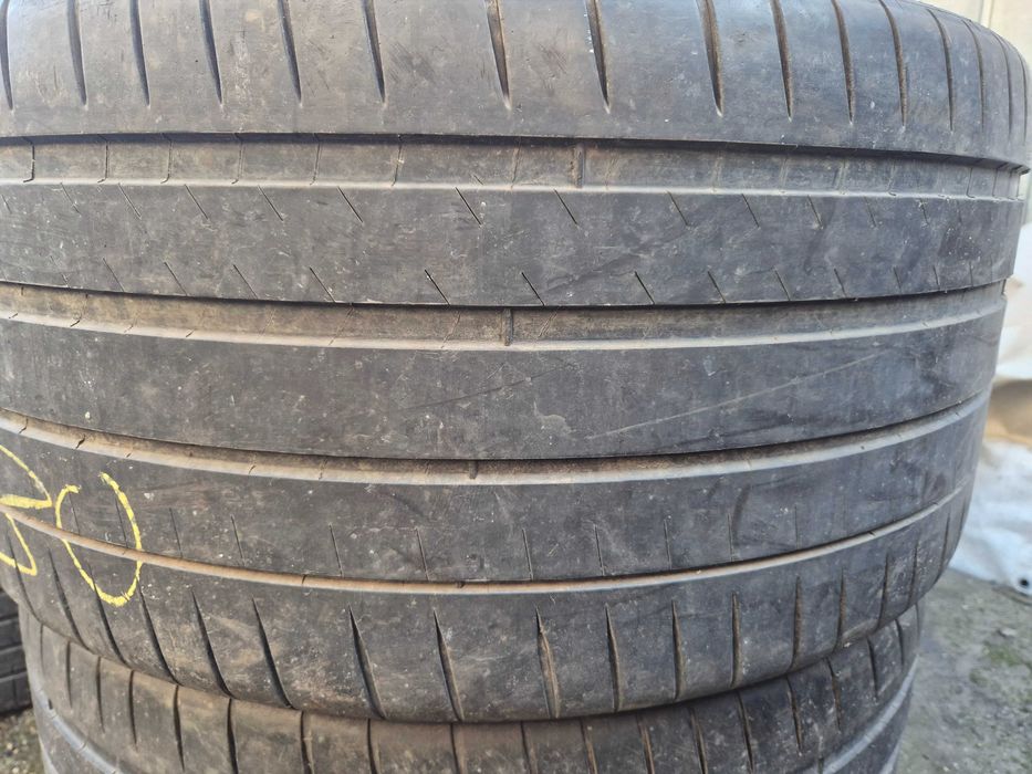 2 Anvelope de VARA - 325/35/22 - MICHELIN - Stare F BUNA - DOT 2021 !