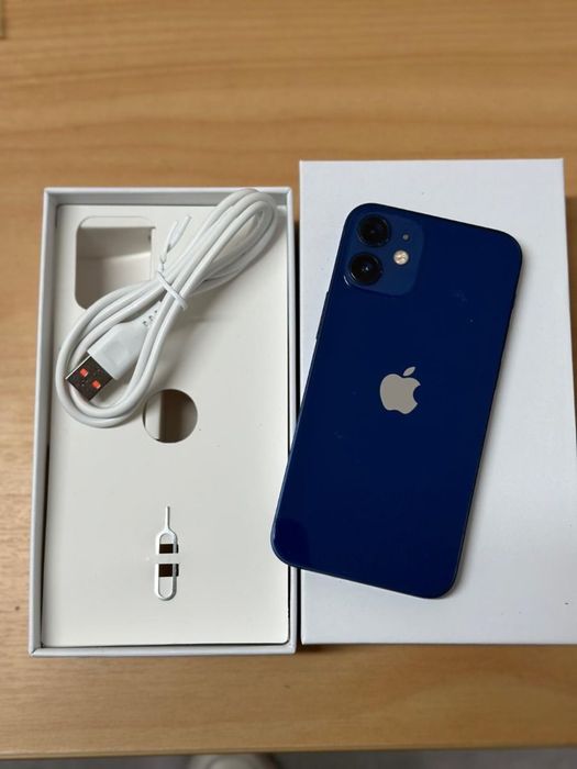 Vand urgent iphone 12 mini perfect functionabil