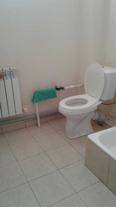 Nukus shaharda 28 mikro.da 3 honali kvartira sotiladi.