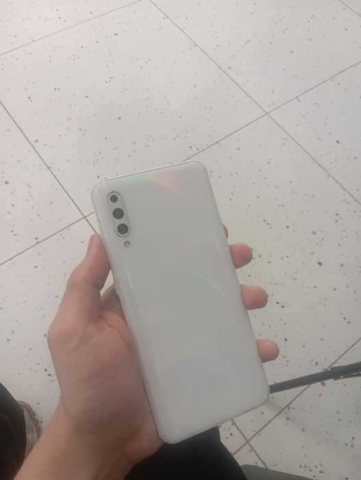 Samsung a30s белый