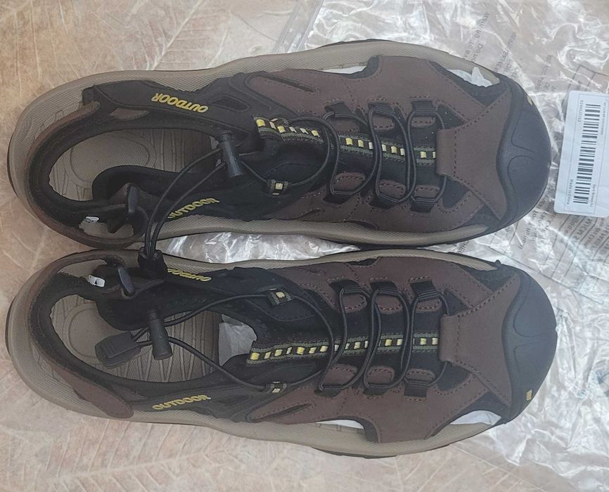 Сандалии кожаные