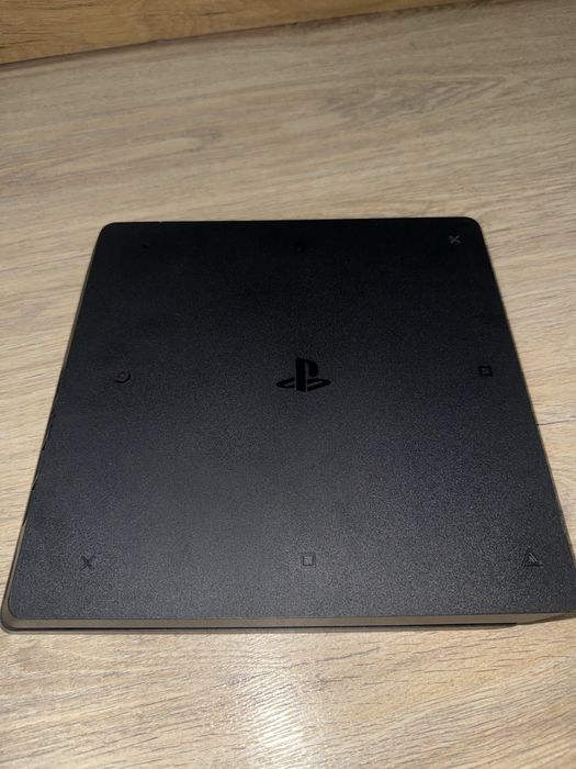 PlayStation 4 slim