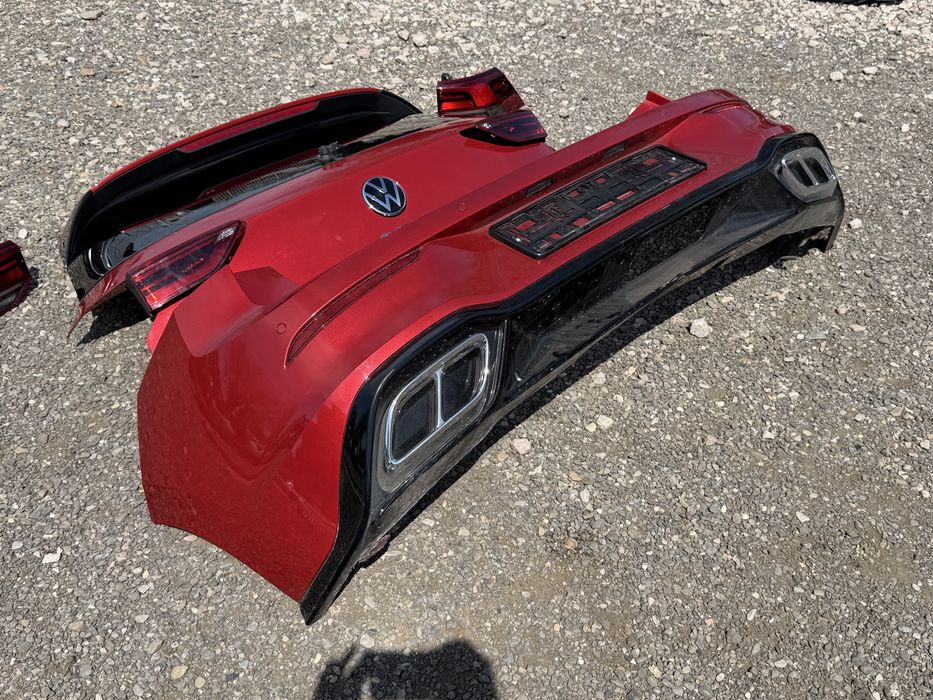 Spate complet VW Golf 8 R Line : Bara spate / Stopuri / Haion