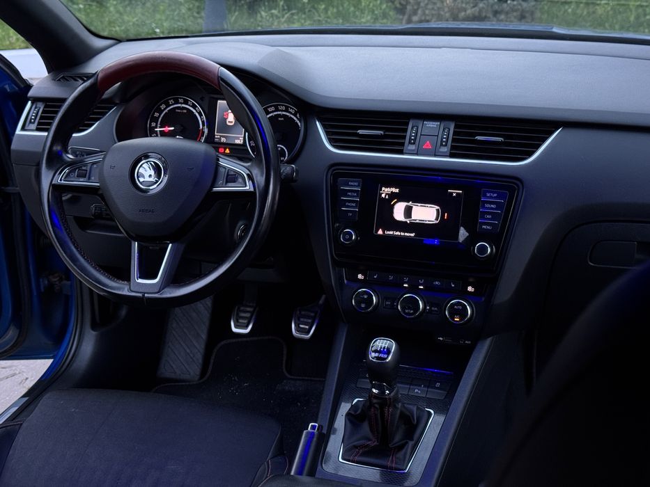 Skoda Octavia vRS Xenon - Led - Navi - ACC
