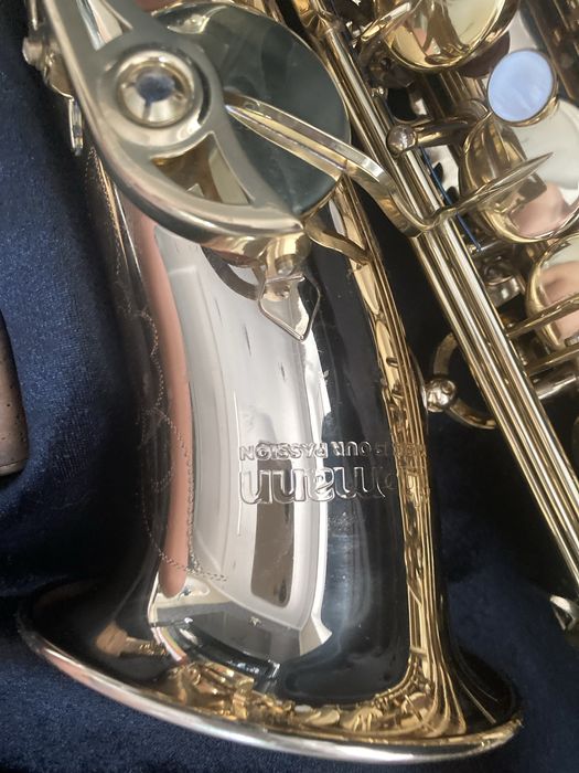 Саксафон альт.