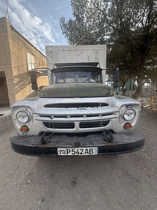 Zil 130  kuzuf isuzi qilingan