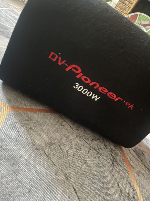 Продам б/у Сабуфер и уселитель