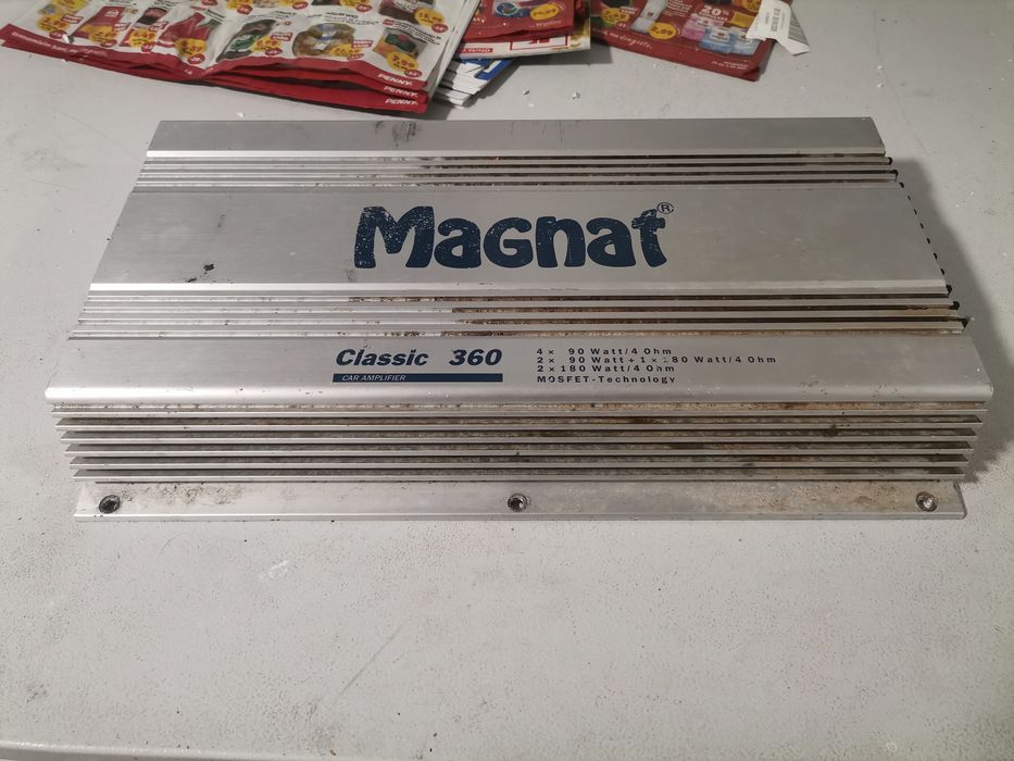 Stație amplificare auto MAGNAT perfect funcțională