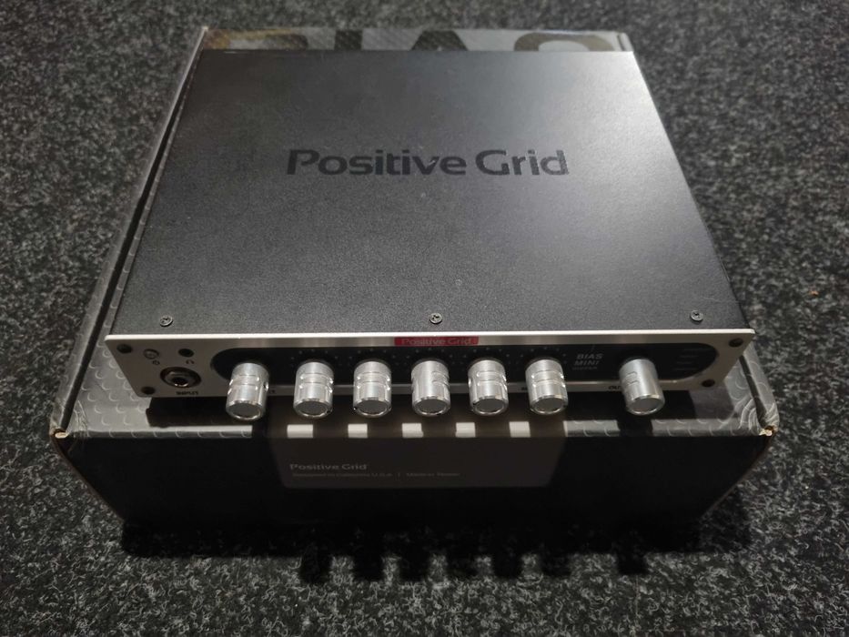 Amplificator chitara Positive Grid Bias Amp Head 300W cu footswitch