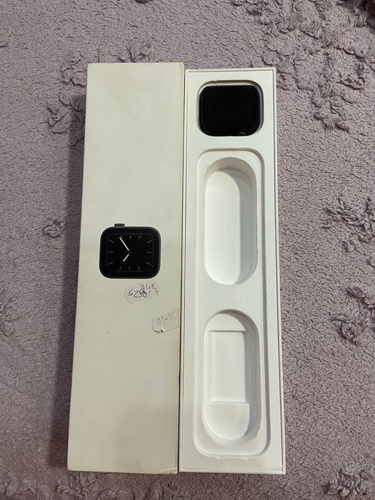 Apple Watch 5 44 mm