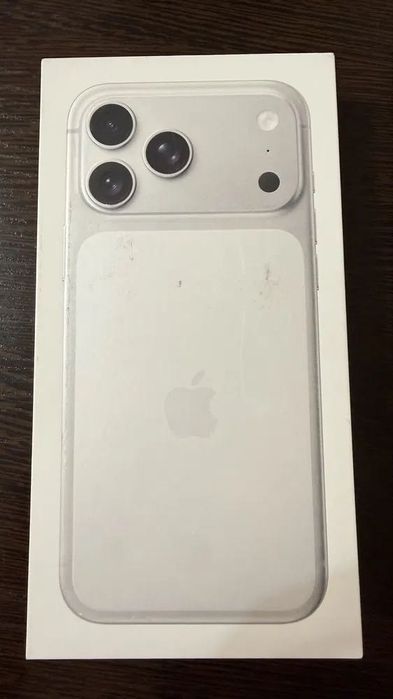 iPhone 17 Pro Max новый 256 Gb