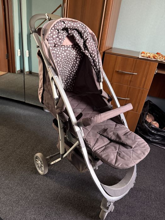 Продам удобную коляску