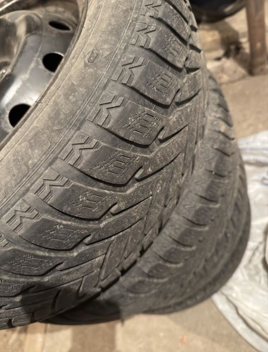 ‼️NEGOCIABIL‼️Jante R13 + anvelope iarnă 195/65 R15 – stare bună