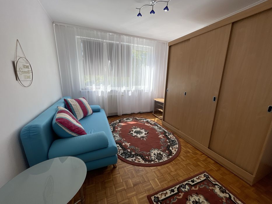 Se inchiriaza apartament cu 3 camere