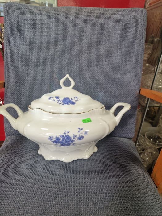 Супници и чайник порцелан