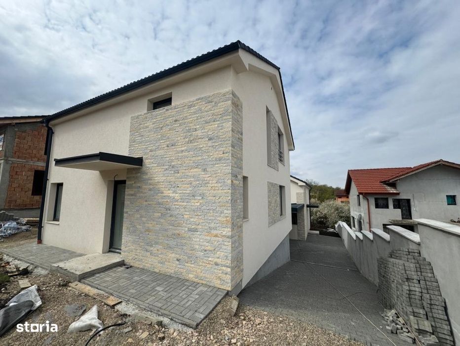 Casa 4 camere, 120 mp utili, teren, CF disponibil, zona Aerodromului D