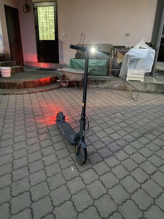 Trotinetă electrică Xiaomi Mi Pro 2