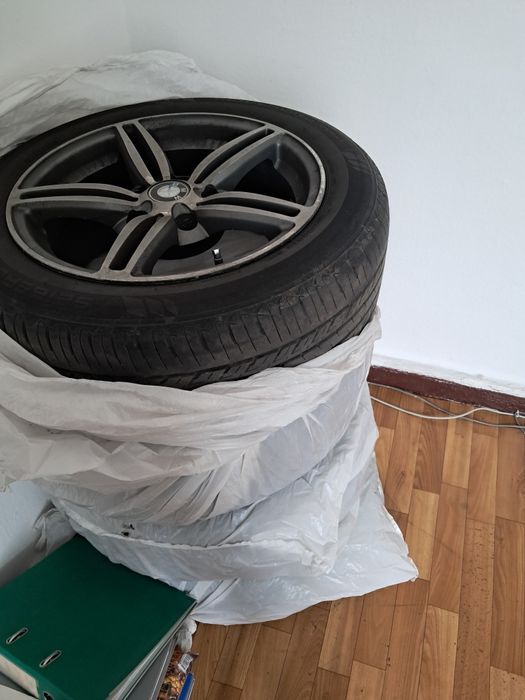 Продам колёса в сборе на БМВ