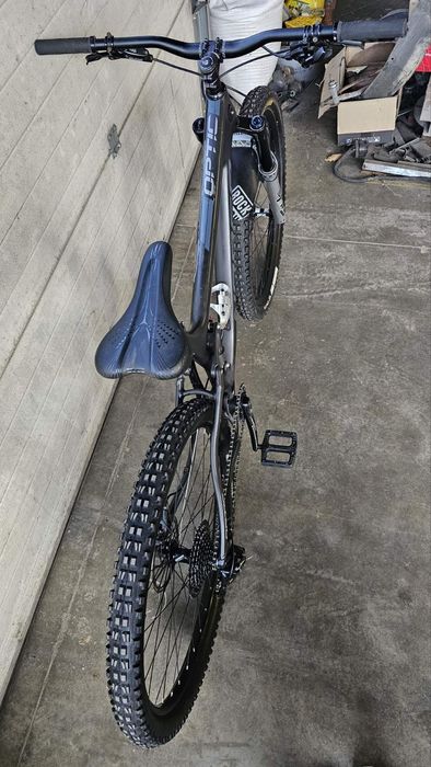 Продавам планинско колело