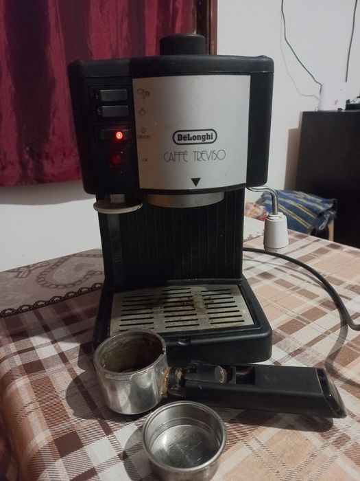 Делонги със ръкохватка работеща