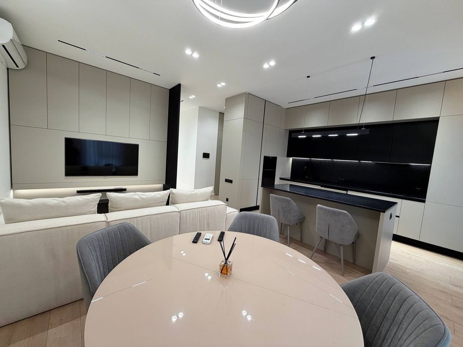 Мирабад Авеню 3х-комнатная квартира! Центр !