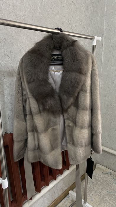 Продам новую шубу норковую