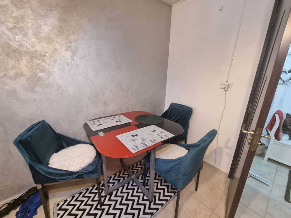 Apartament de inchiriat 2 camere rovine  , craiova