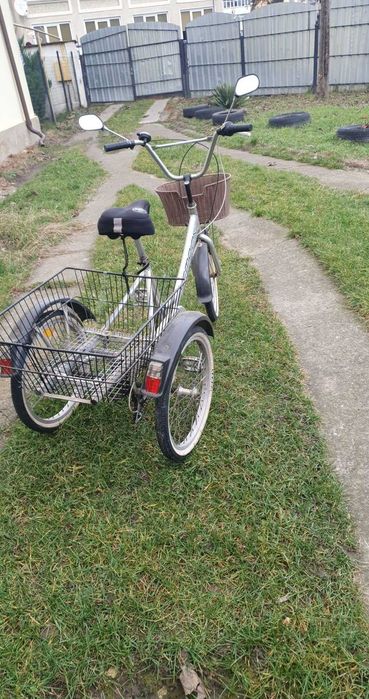 Tricicleta pentru adulți