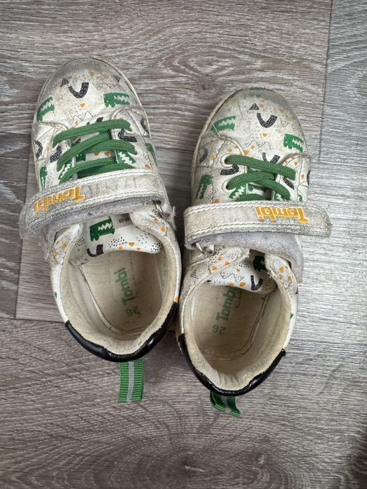 Отдам сандалики для девочки бесплатно