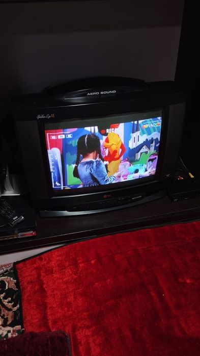 LG TV golden eye 2 + tuner