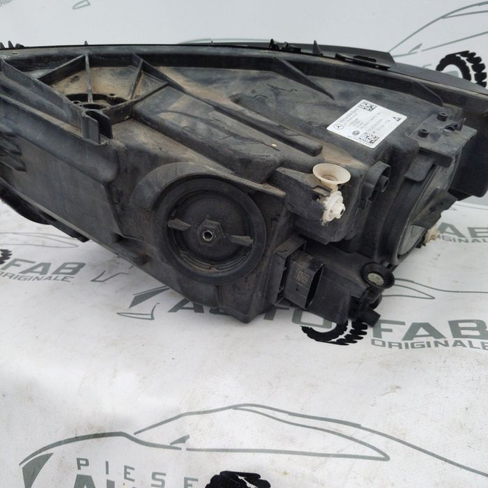 Far dreapta Mercedes CLA W118 A1189062000 halogen an 2019-2020-2021-20
