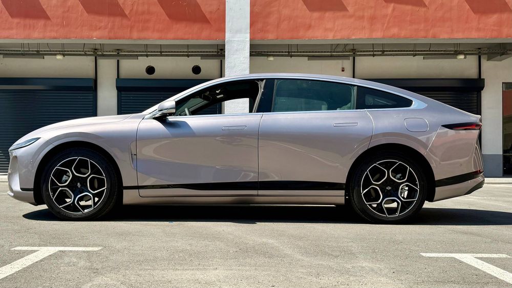Nevo A07 Hybrid 2025: Bir bak bilan 1200 km! $27,000