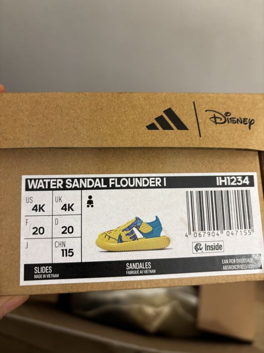 детски джапанки/плажни сандали Adidas x Disney