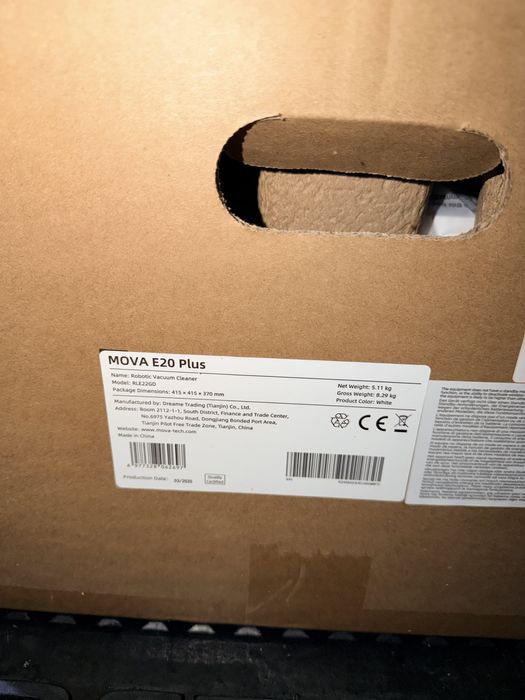 Aspirstor MOVA , cu statie . Nou , sigilat