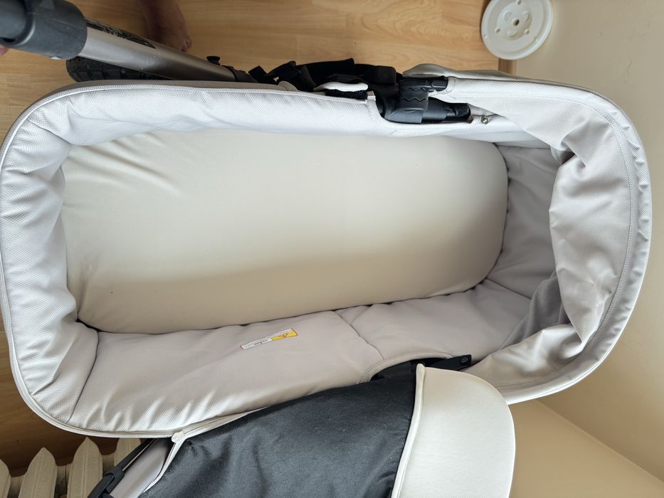 JANE CROSSWALK бебешка количка