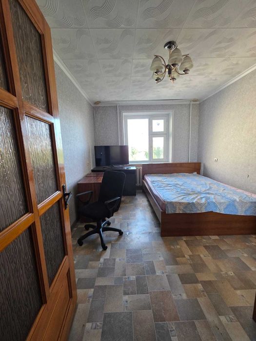 Продается 2-ком к в 4-микрорайоне
