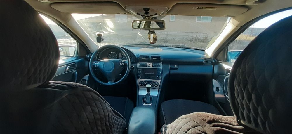 Продаю Мерс с 230