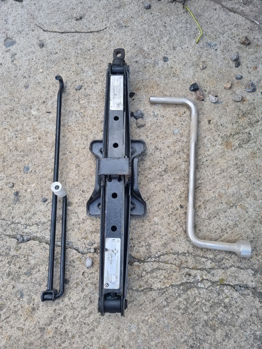 Крик с ключ за  Bmw X5